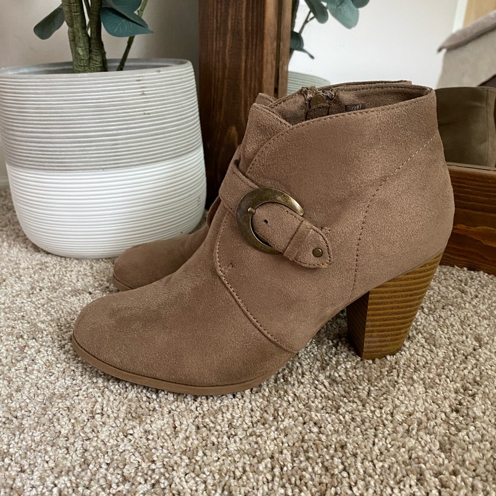 Booties - Picture 3 of 6